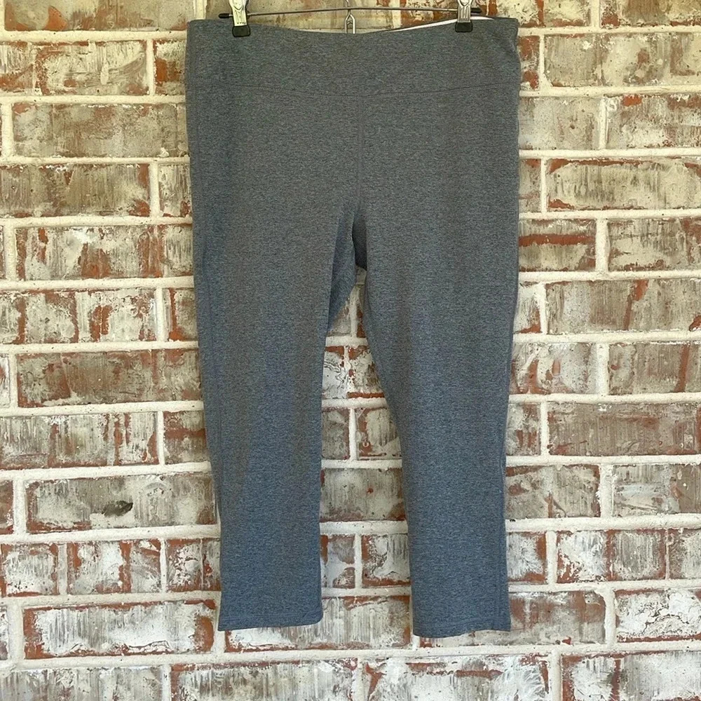 Marika Sport Gray Crop Girls XL Leggings